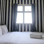 Good Deal 2Br At 16Th Floor Suites @Metro Apartment By Travelio